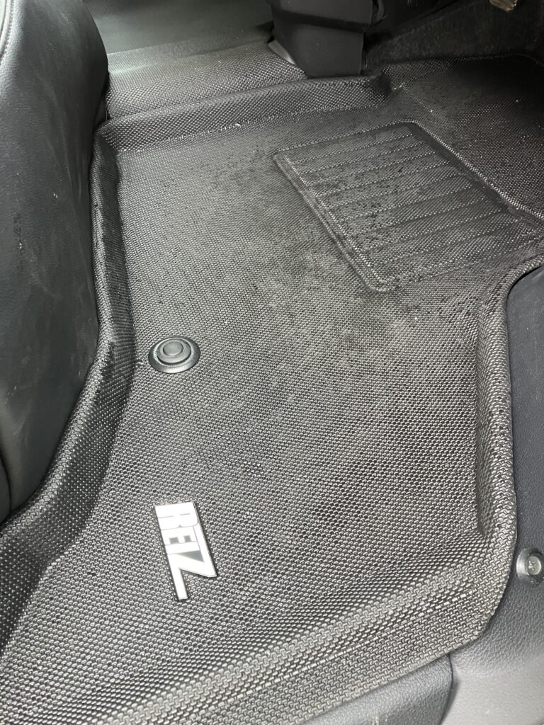 アトレーS710V REIZ フロアマット 運転席 水洗い後